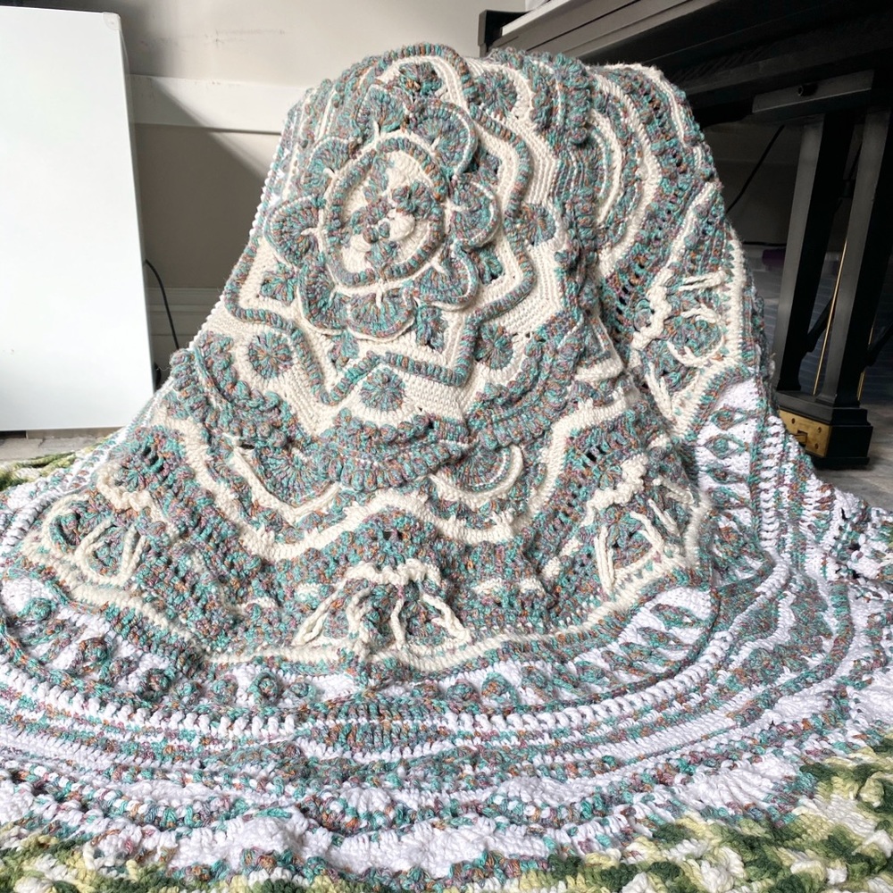 ❌sold❌ Mandala Madness Hand Made Crochet 78" - Picture 4 of 13